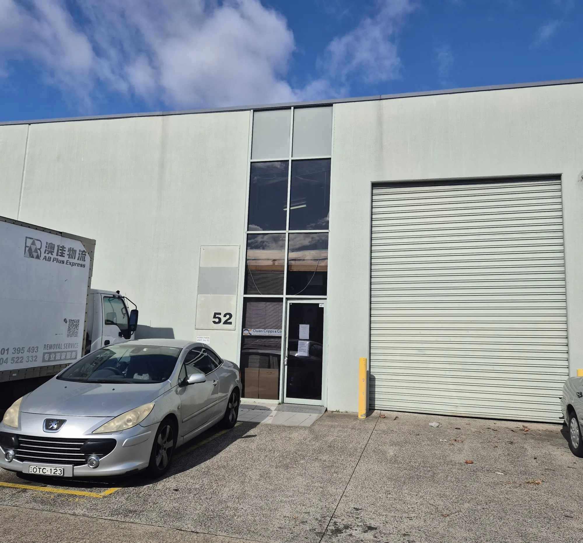 HIGH BAY FACTORY PREMIER LOCATION